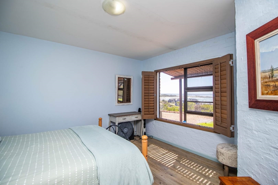 5 Bedroom Property for Sale in Stilbaai Wes Western Cape